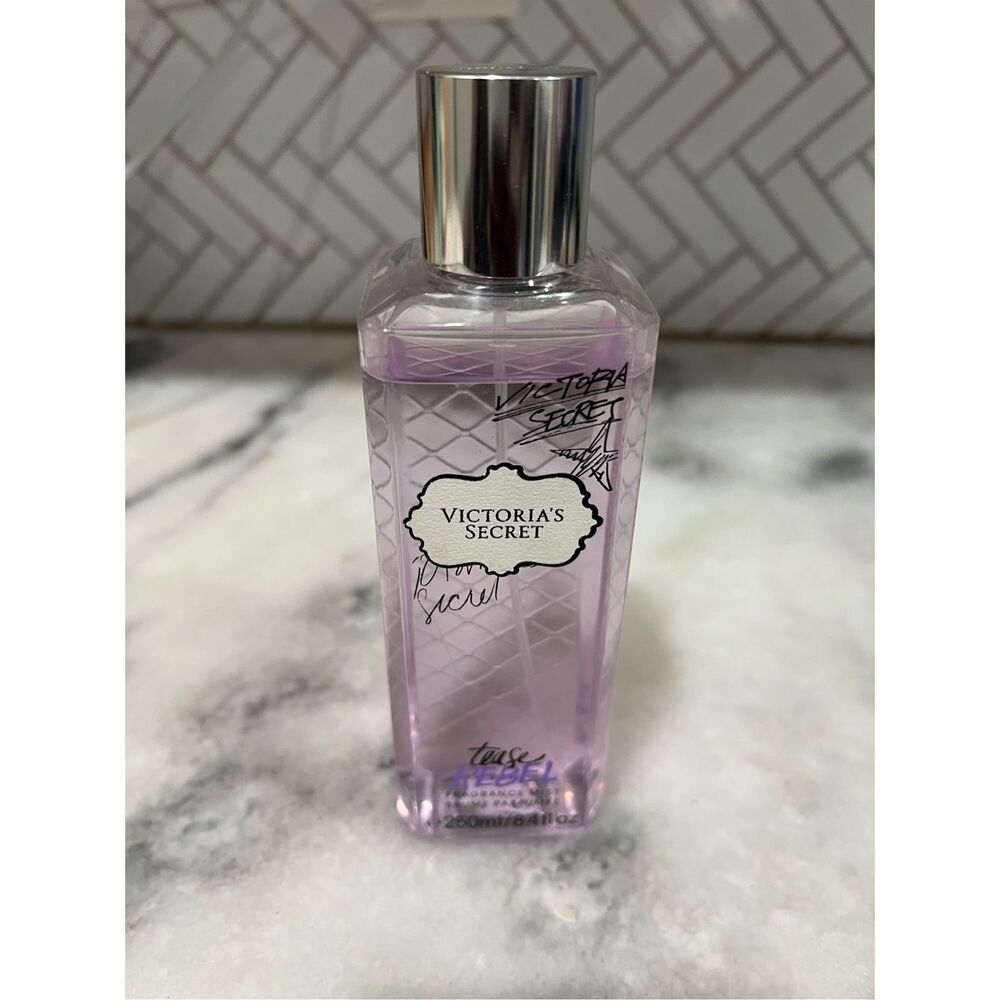 Victorias Secret Fine Fragrance Mist Tease Rebel